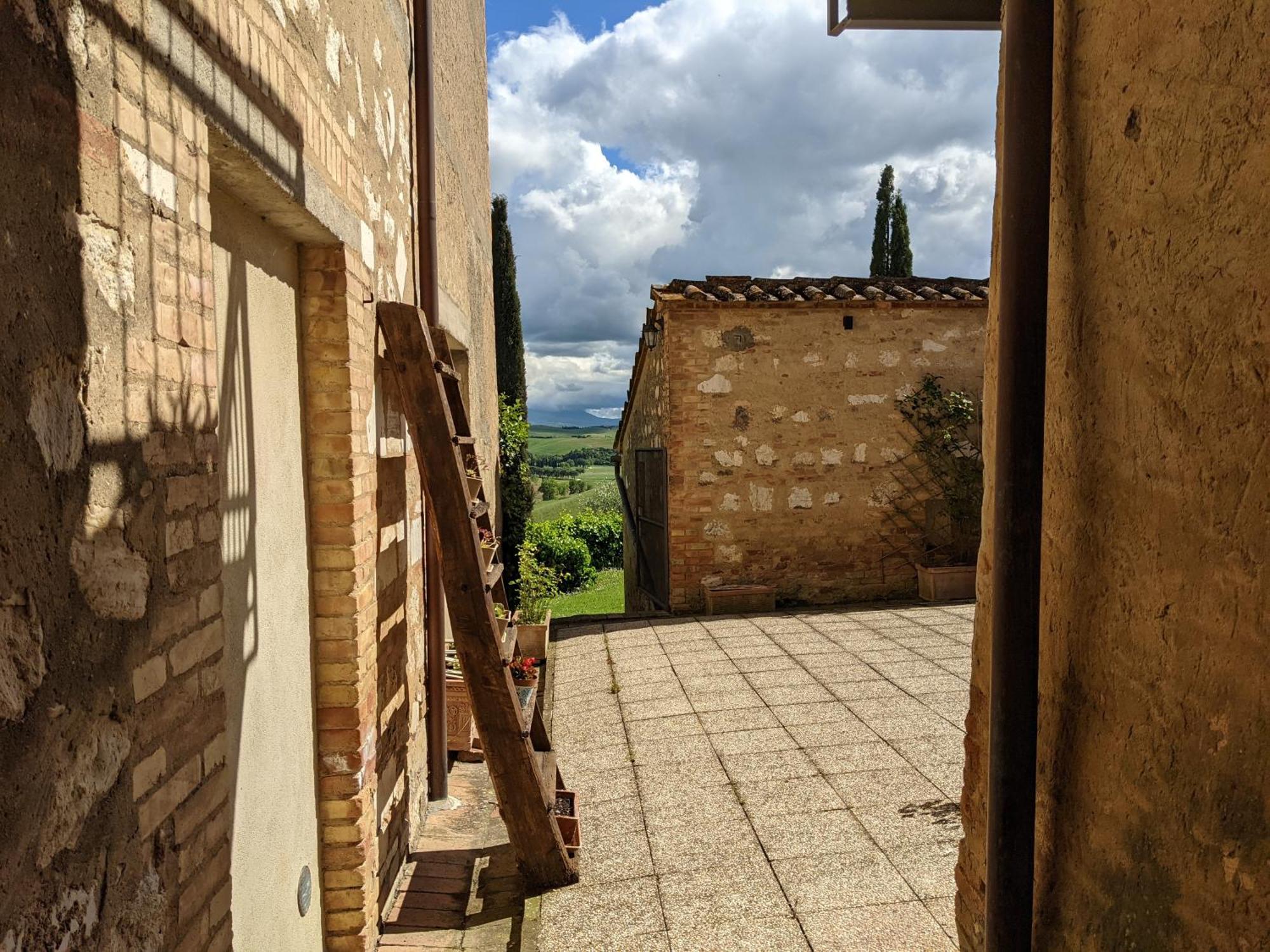 Agriturismo Biofattoria L'Upupa Μονταλτσίνο Εξωτερικό φωτογραφία